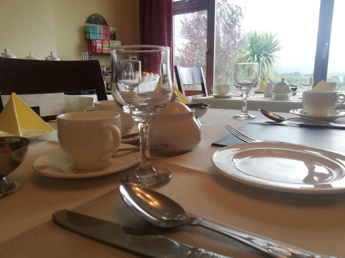 O'sheas Ceol Na Habhann 4* Kenmare